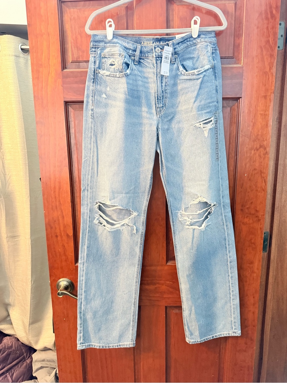 American Eagle Outfitters Light Wash Distressed Straight-Leg Jeans